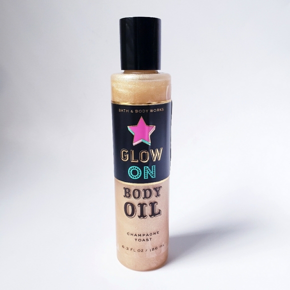 Bath and Body Works Glow On Body Oil - Picture 6 of 6